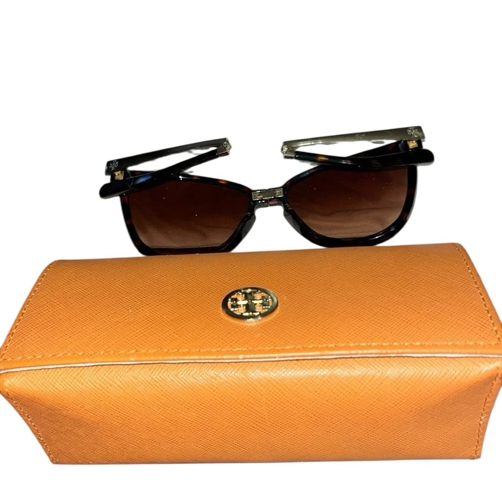 Tory Burch brown tortoise folding sunglasses with dark brown lens